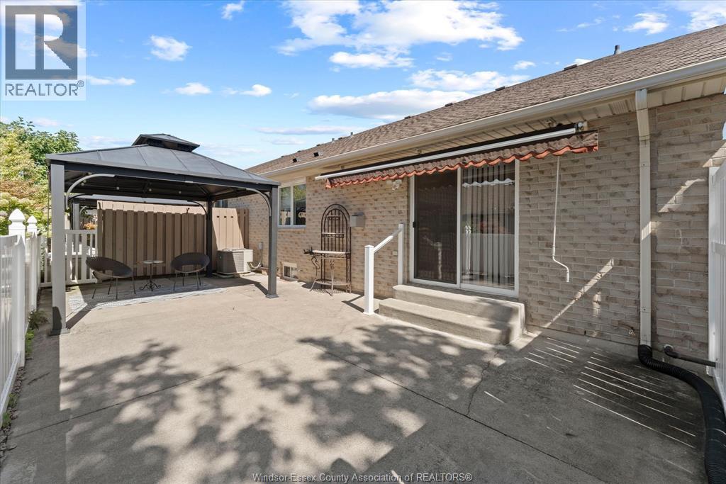 1941 Blue Heron Drive, Windsor, Ontario  N8P 1P6 - Photo 37 - 26022590
