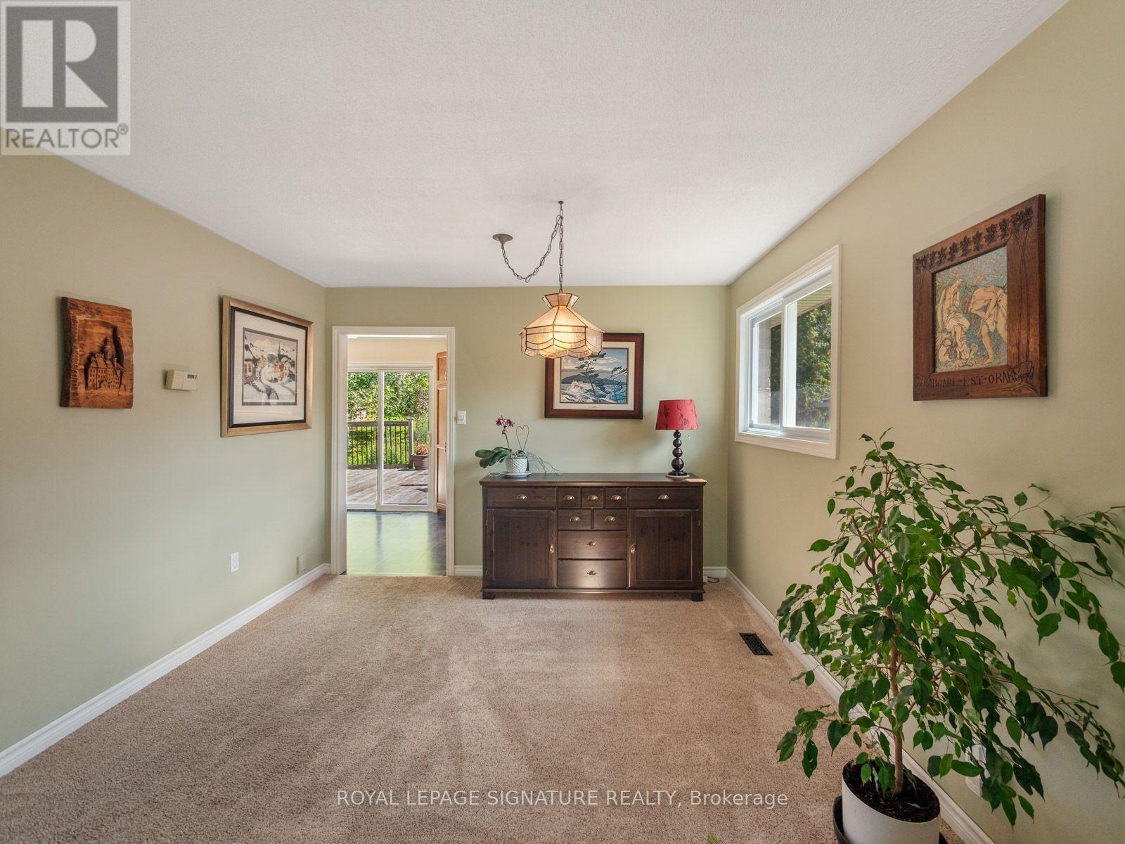 9 Birch Court, Aurora, Ontario  L4G 3K1 - Photo 12 - N13782756