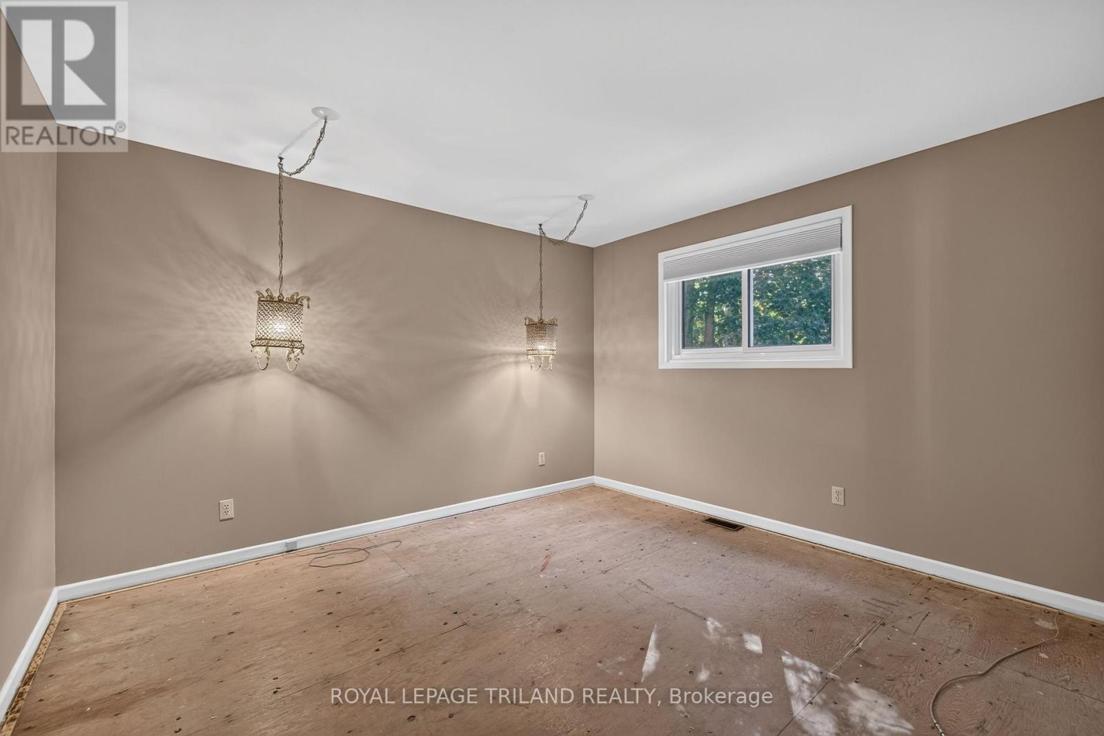 15 Carmen Crescent, London North, Ontario  N5X 2B4 - Photo 19 - X13784002