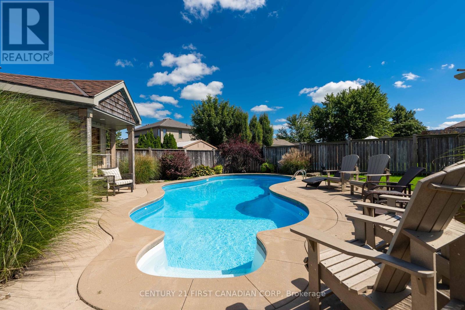 276 Walnut Street, Lucan Biddulph, Ontario  N0M 2J0 - Photo 11 - X13784028