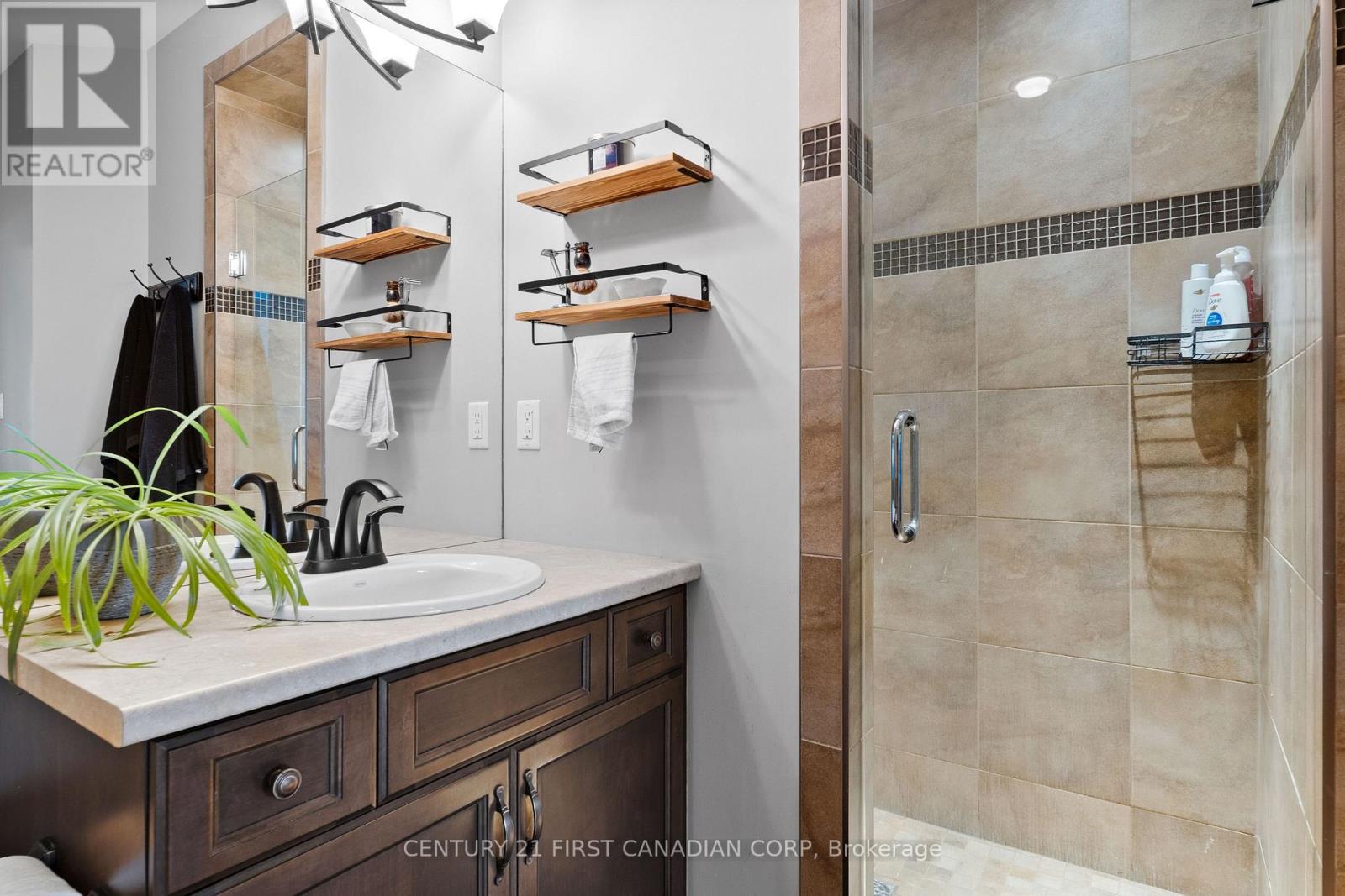 276 Walnut Street, Lucan Biddulph, Ontario  N0M 2J0 - Photo 38 - X13784028