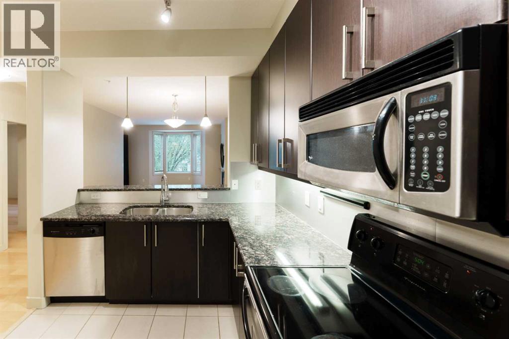 204, 830 Centre Avenue NE, Calgary, Alberta  T2E 9C3 - Photo 3 - A2343396