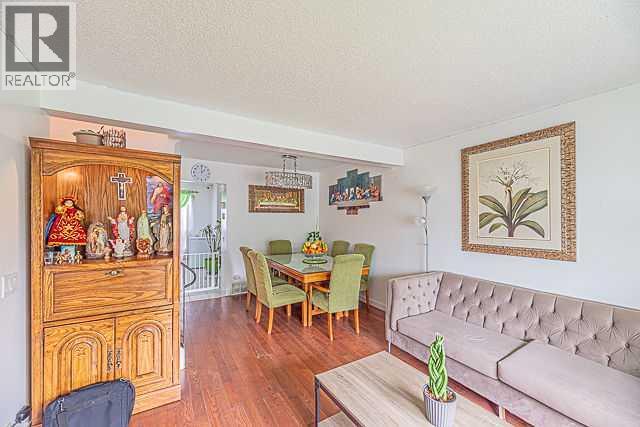 3326 Radcliffe Drive SE, Calgary, Alberta  T2A 6C4 - Photo 6 - A2345385