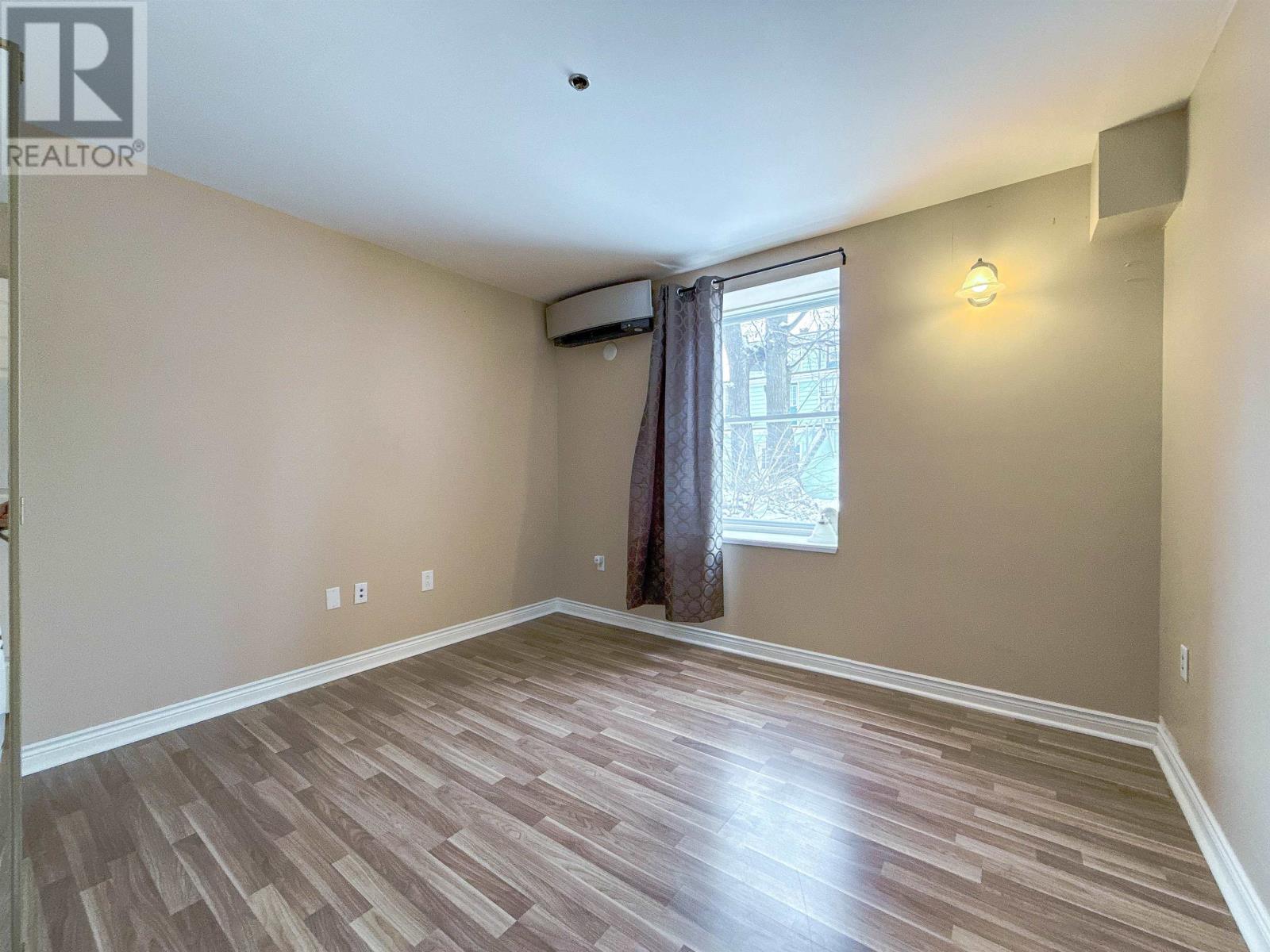 103 188 Prince Street, Charlottetown, Prince Edward Island  C1A 4R9 - Photo 18 - 202601106
