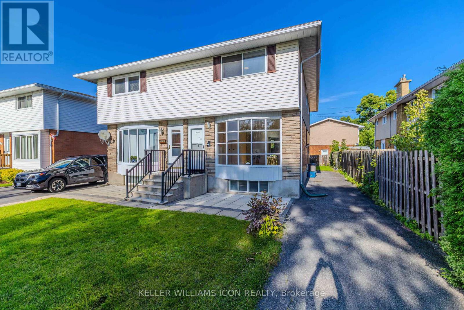 1441 Claymor Avenue, Ottawa, Ontario  K2C 1S7 - Photo 2 - X13783990