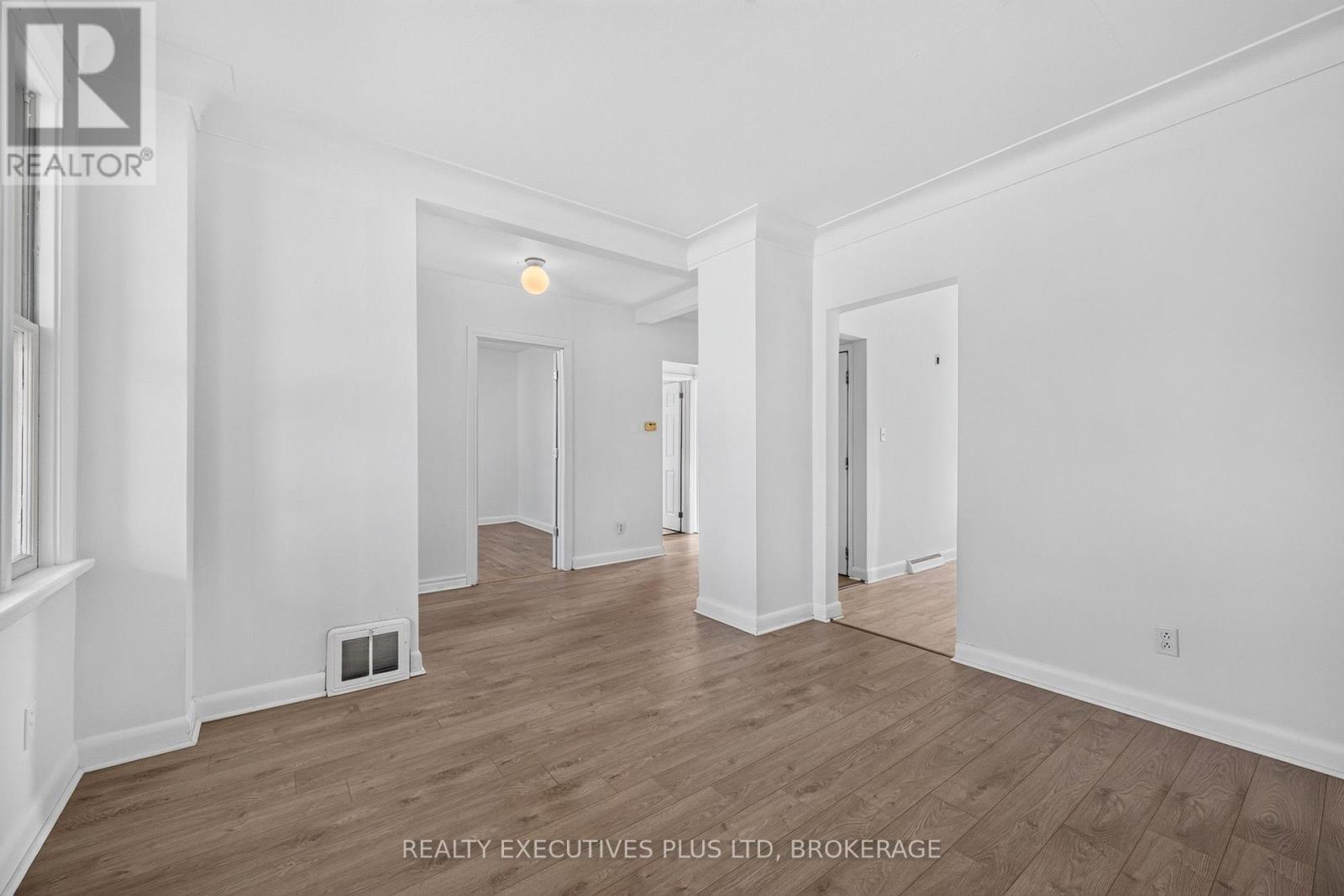 4119 Dyson Avenue, Niagara Falls, Ontario  L2E 3L6 - Photo 14 - X13784096