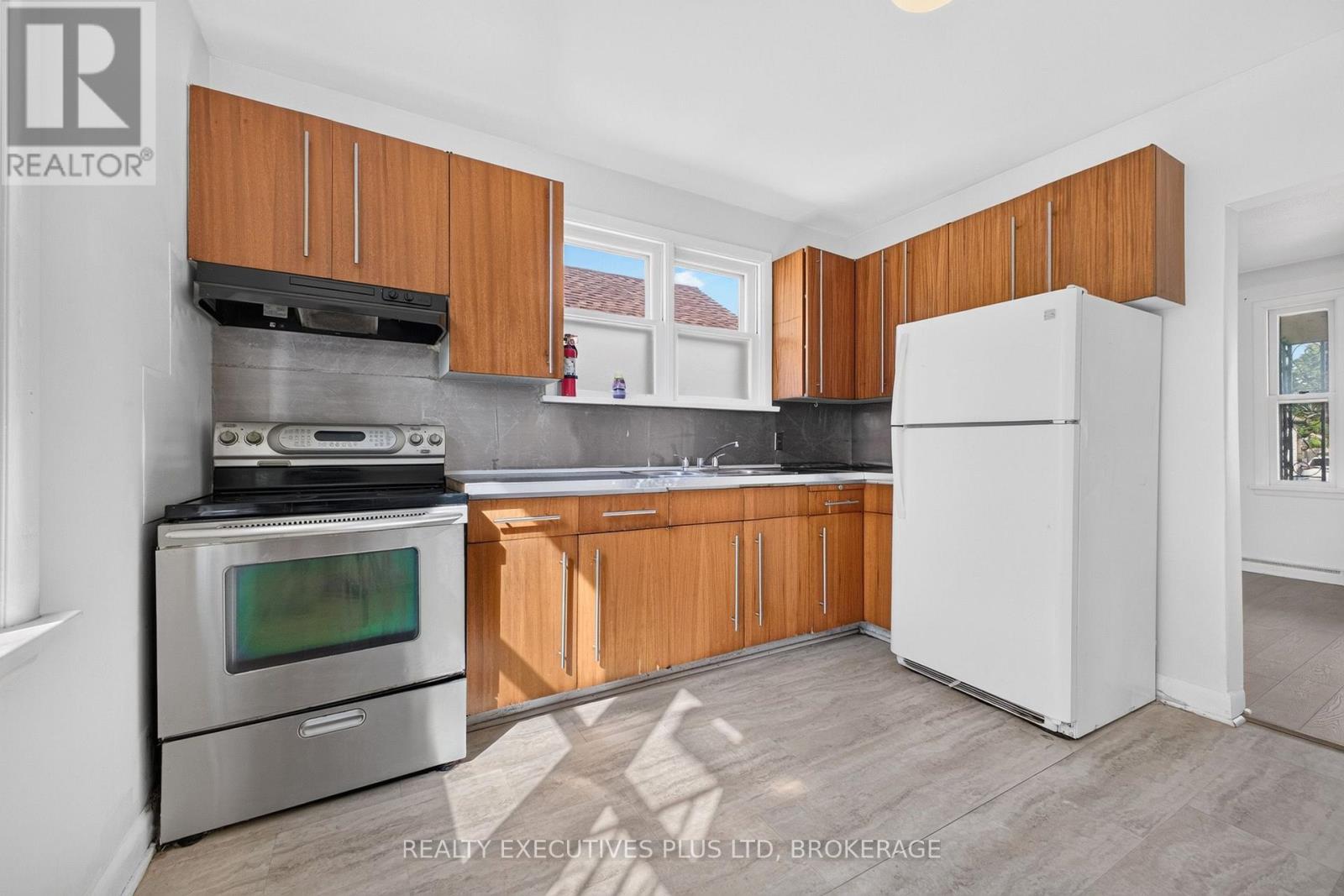 4119 Dyson Avenue, Niagara Falls, Ontario  L2E 3L6 - Photo 17 - X13784096