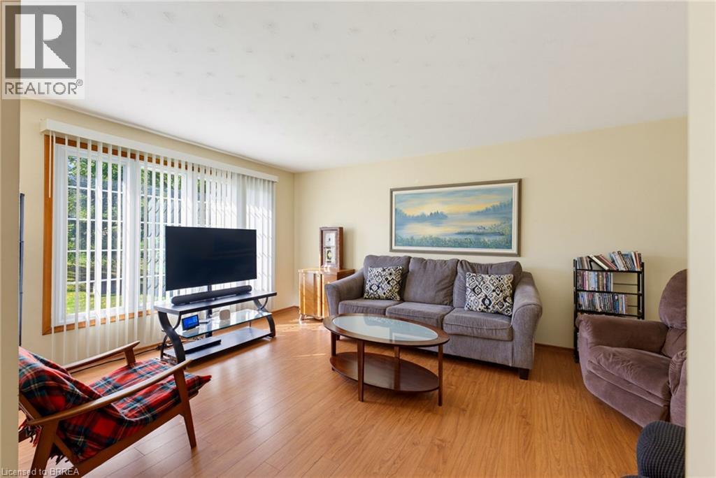 279 Highway 5, St. George, Ontario  N0E 1N0 - Photo 3 - 40860329