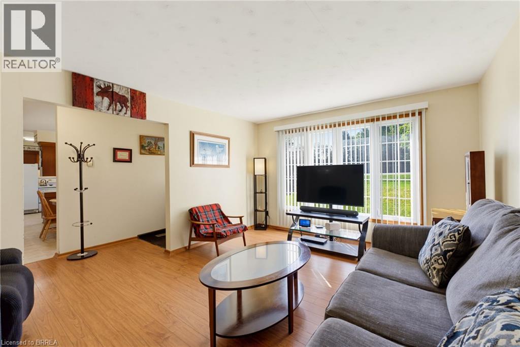 279 Highway 5, St. George, Ontario  N0E 1N0 - Photo 4 - 40860329