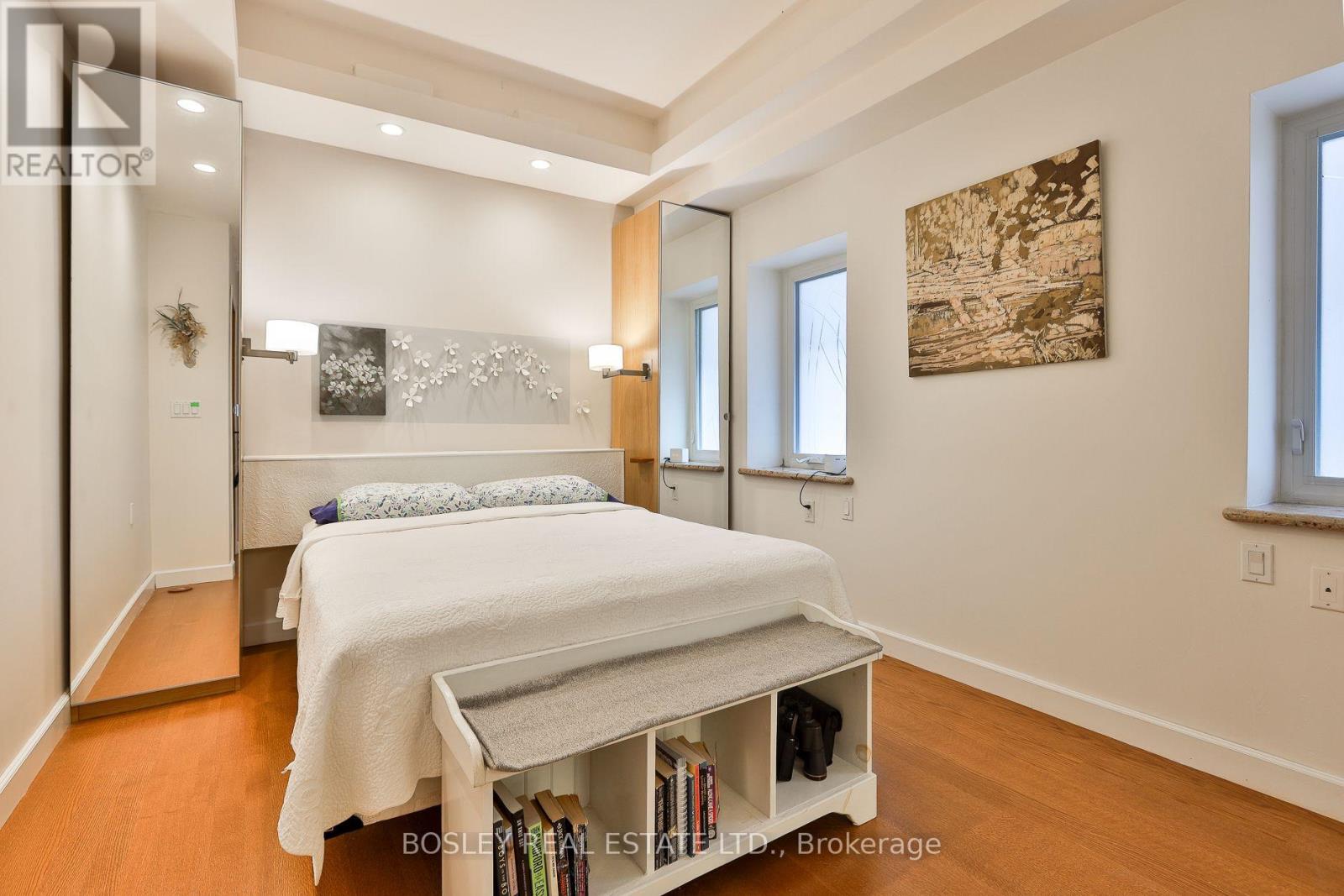 9 Cameron Crescent, Toronto, Ontario  M4G 1Z7 - Photo 21 - C13784024