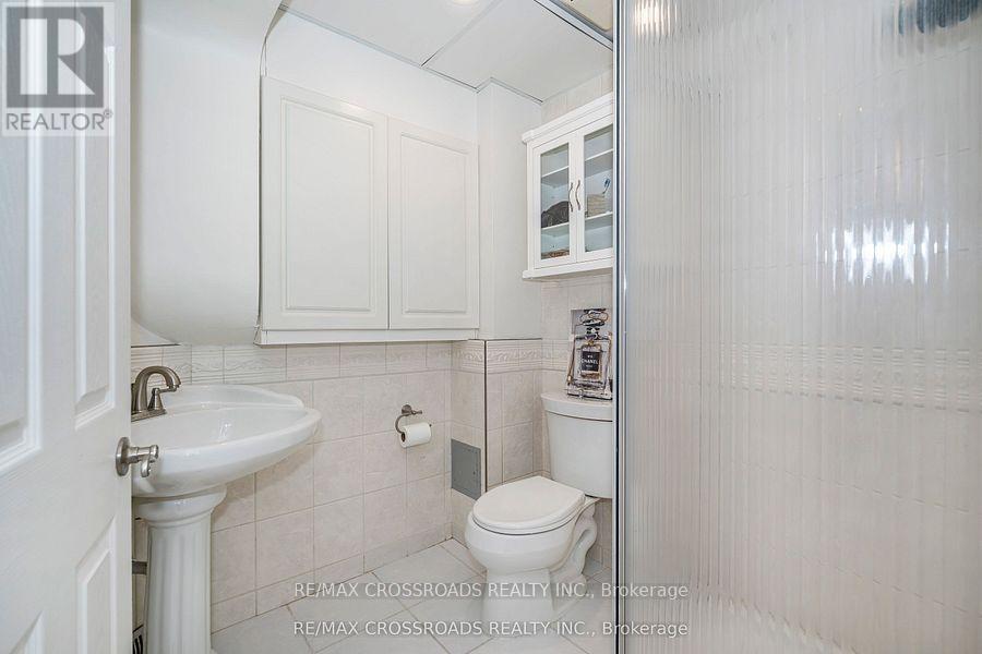 3 Wythenshawe Wood, Toronto, Ontario  M1E 1H1 - Photo 35 - E13784038