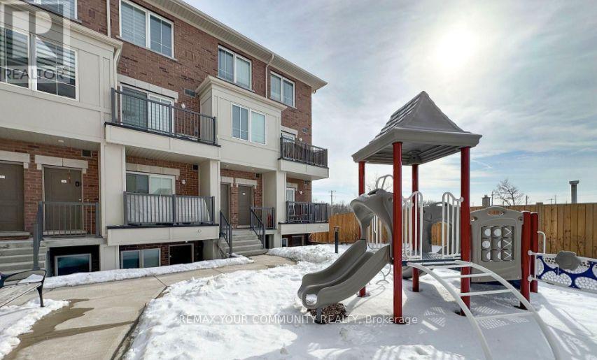 11 - 490 BERESFORD PATH, Oshawa, Ontario