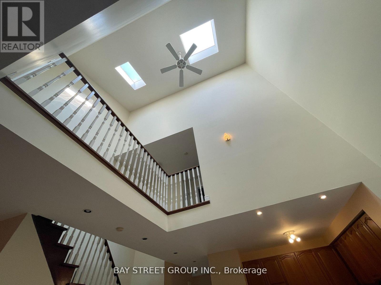220 Yorkland Street, Richmond Hill, Ontario  L4S 1A2 - Photo 10 - N13784010