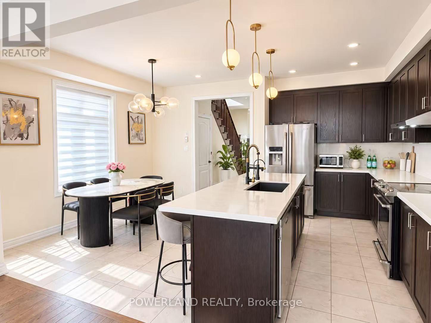 59 Walter Proctor Road, East Gwillimbury, Ontario  L9N 0P1 - Photo 7 - N13784078