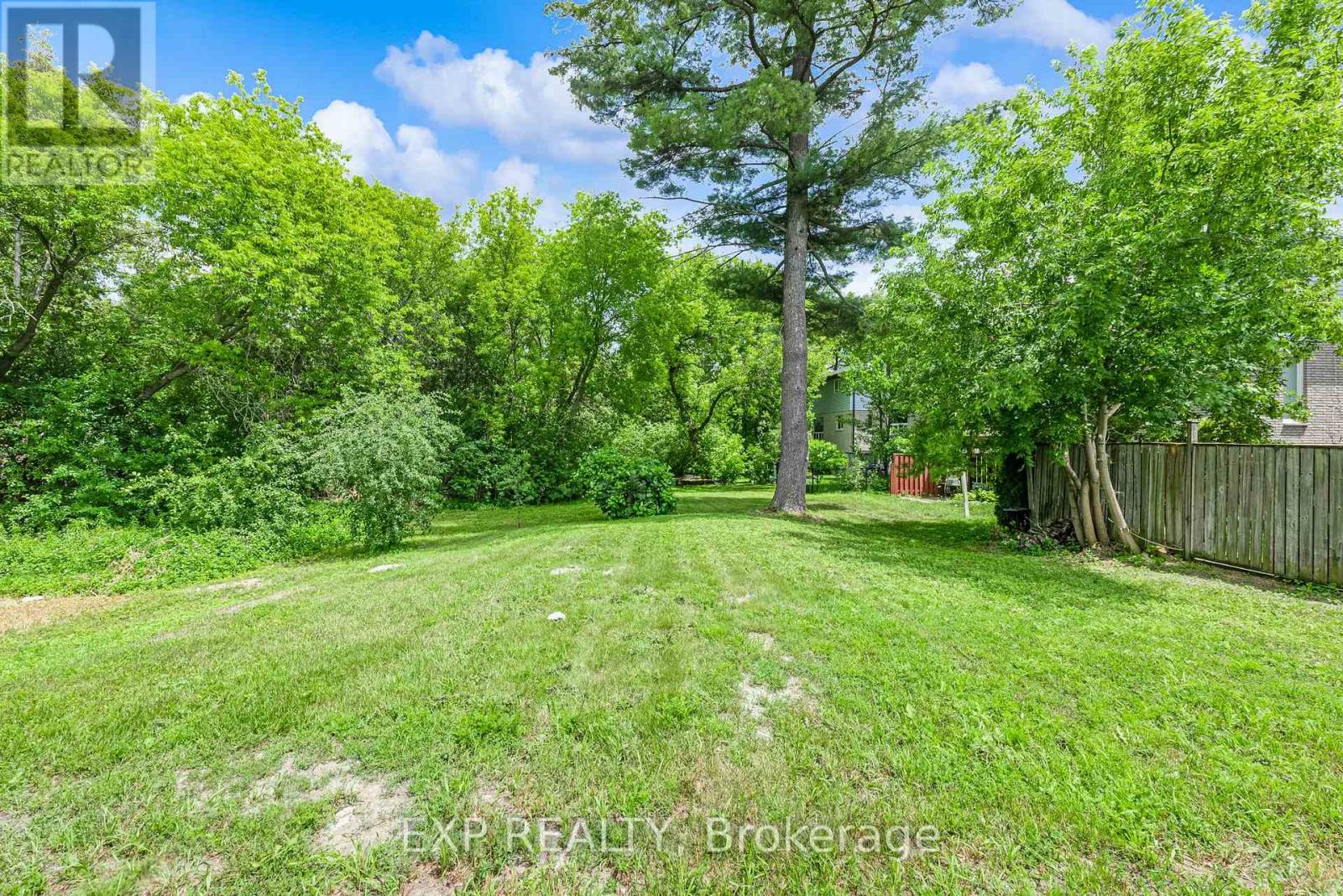 19423 Yonge Street, East Gwillimbury, Ontario L9N 1L8 - Photo 13 - N13784098