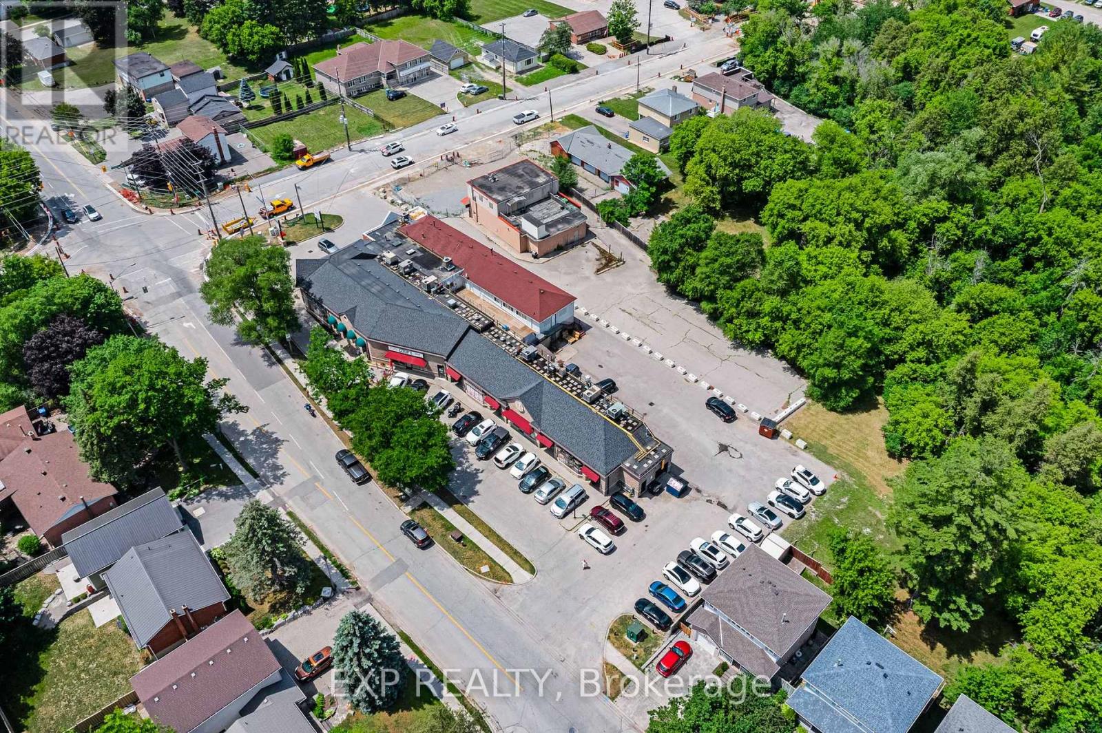 19423 Yonge Street, East Gwillimbury, Ontario L9N 1L8 - Photo 18 - N13784098