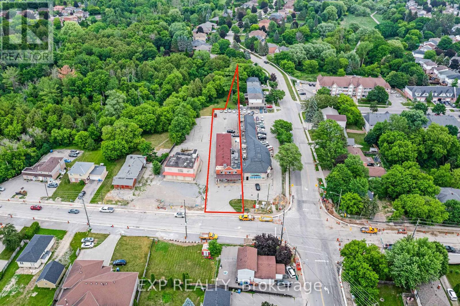 19423 Yonge Street, East Gwillimbury, Ontario L9N 1L8 - Photo 2 - N13784098