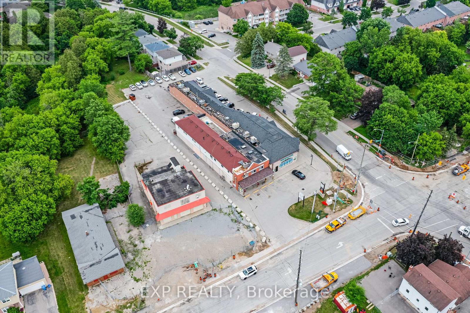 19423 Yonge Street, East Gwillimbury, Ontario L9N 1L8 - Photo 21 - N13784098