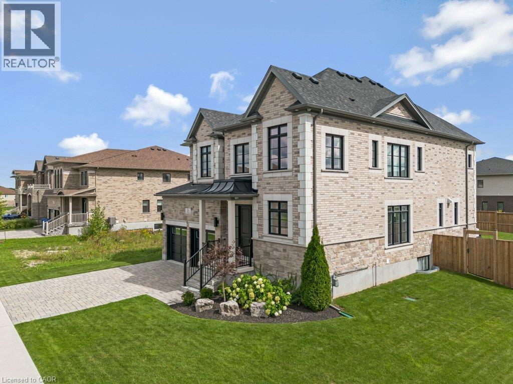 211 Ambrous Crescent, Guelph, Ontario  N1G 0G3 - Photo 3 - 40859482
