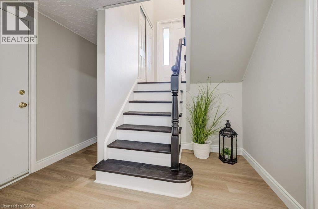 66 Georgian Crescent, Kitchener, Ontario  N2B 3N9 - Photo 23 - 40861574