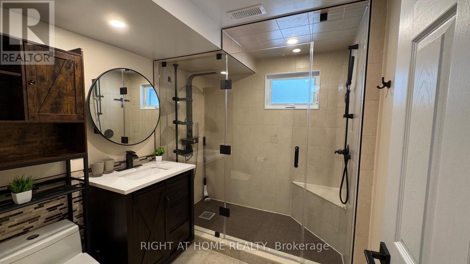 Lower Level - 31 Whitburn Crescent, Toronto, Ontario M3M 2S3 - Photo 12 - W13784022