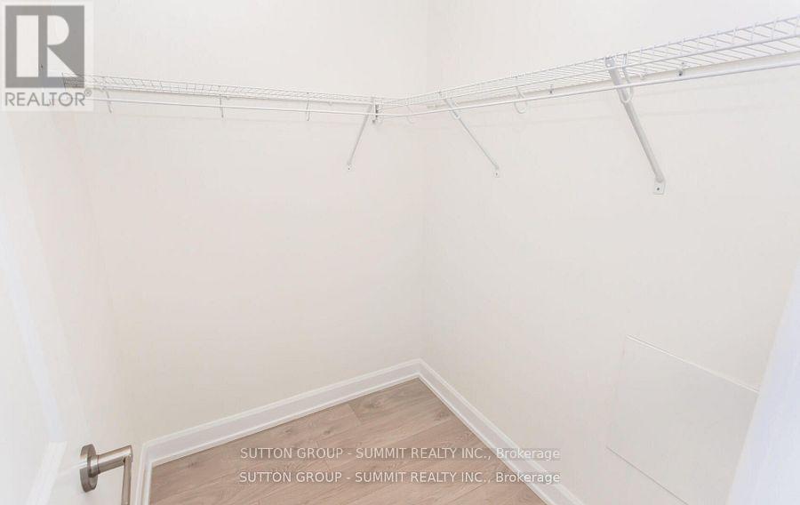 1107 - 3220 William Coltson Avenue, Oakville, Ontario  L6H 7X9 - Photo 10 - W13784040
