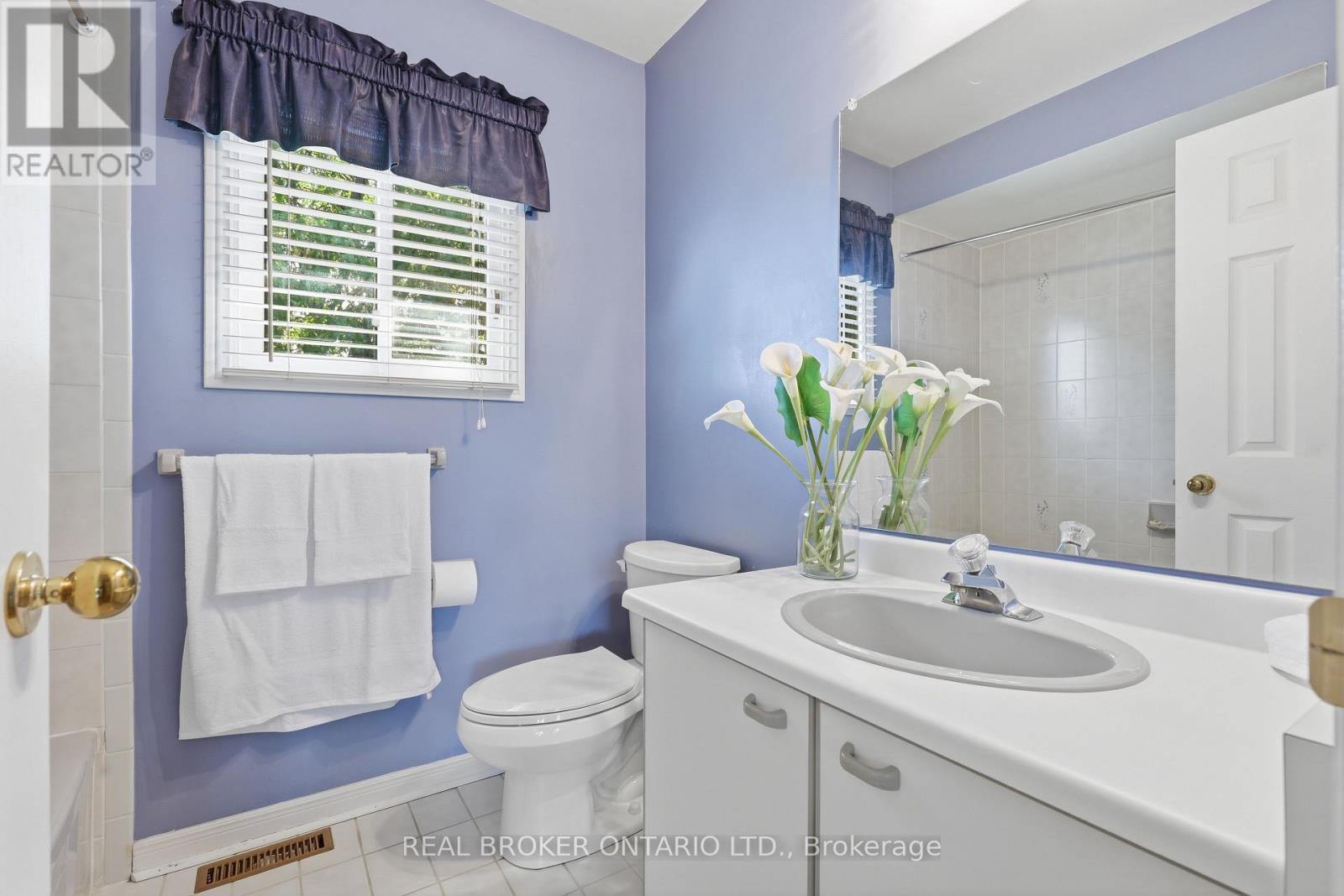 72 Appleton Trail, Brampton, Ontario  L6W 4L3 - Photo 22 - W13784044