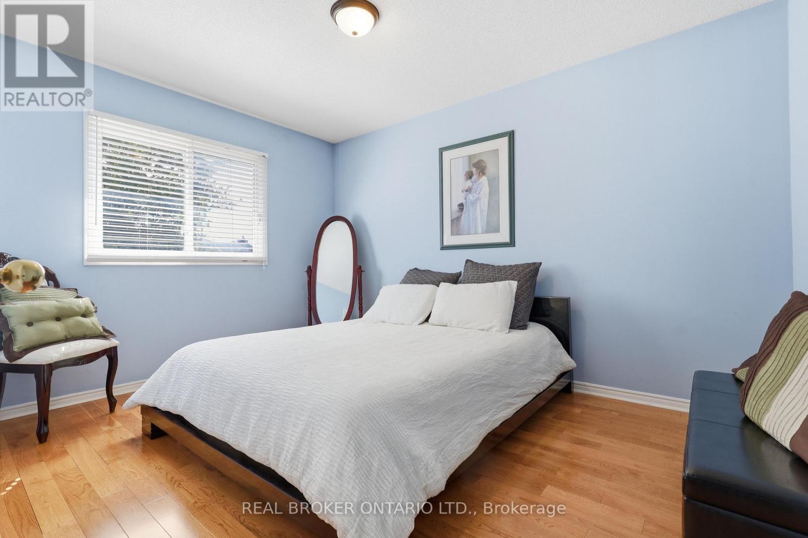 72 Appleton Trail, Brampton, Ontario  L6W 4L3 - Photo 25 - W13784044