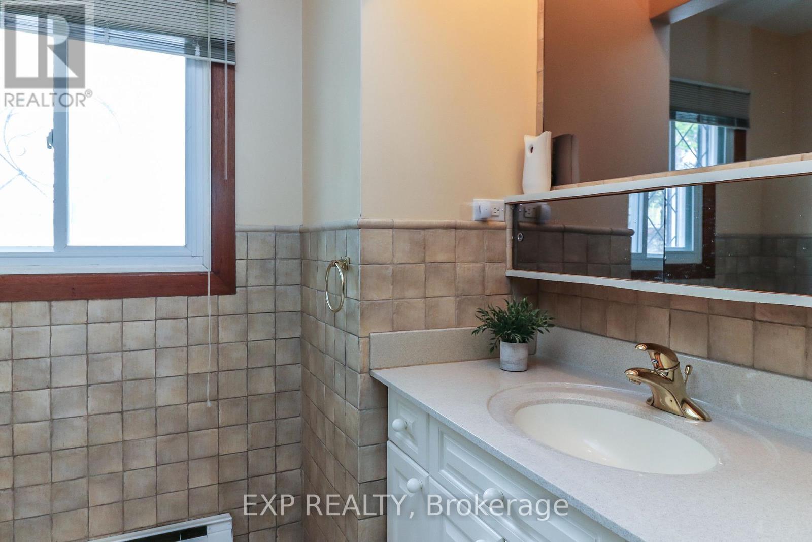 104 Kinsey Place, Blue Mountains, Ontario  L9Y 0R4 - Photo 11 - X13783988