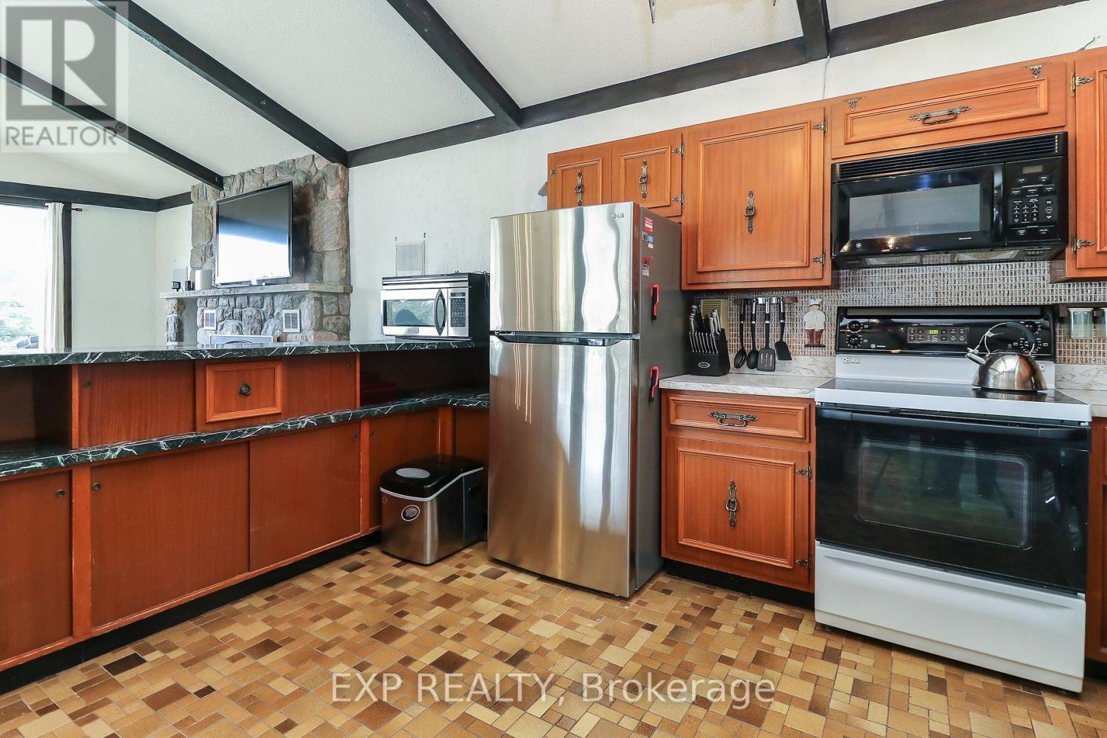 104 Kinsey Place, Blue Mountains, Ontario  L9Y 0R4 - Photo 28 - X13783988