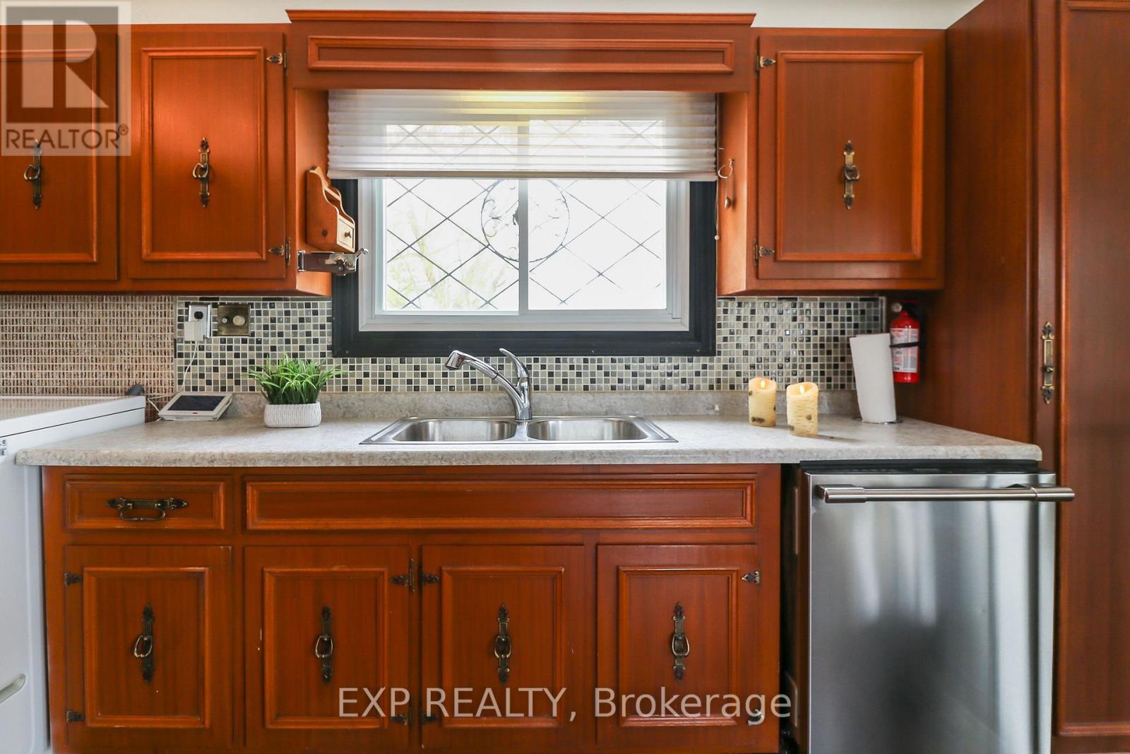 104 Kinsey Place, Blue Mountains, Ontario  L9Y 0R4 - Photo 29 - X13783988