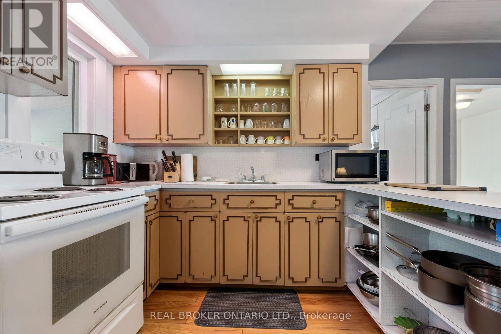 37 Woodstock Avenue, Norfolk, Ontario  N0E 1M0 - Photo 4 - X13784088