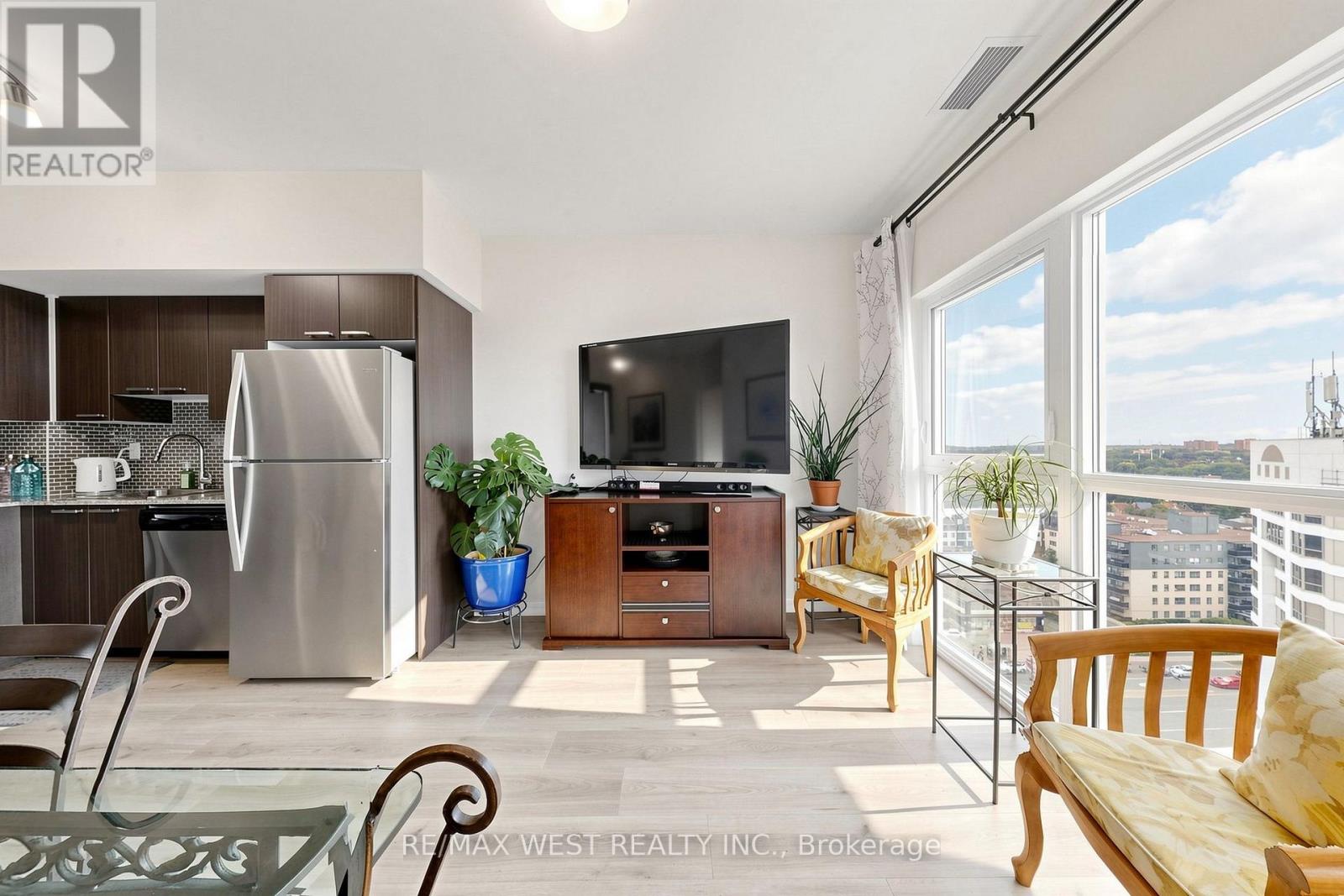 Ph 04 - 2152 Lawrence Avenue, Toronto, Ontario  M1R 3A8 - Photo 12 - E13766954