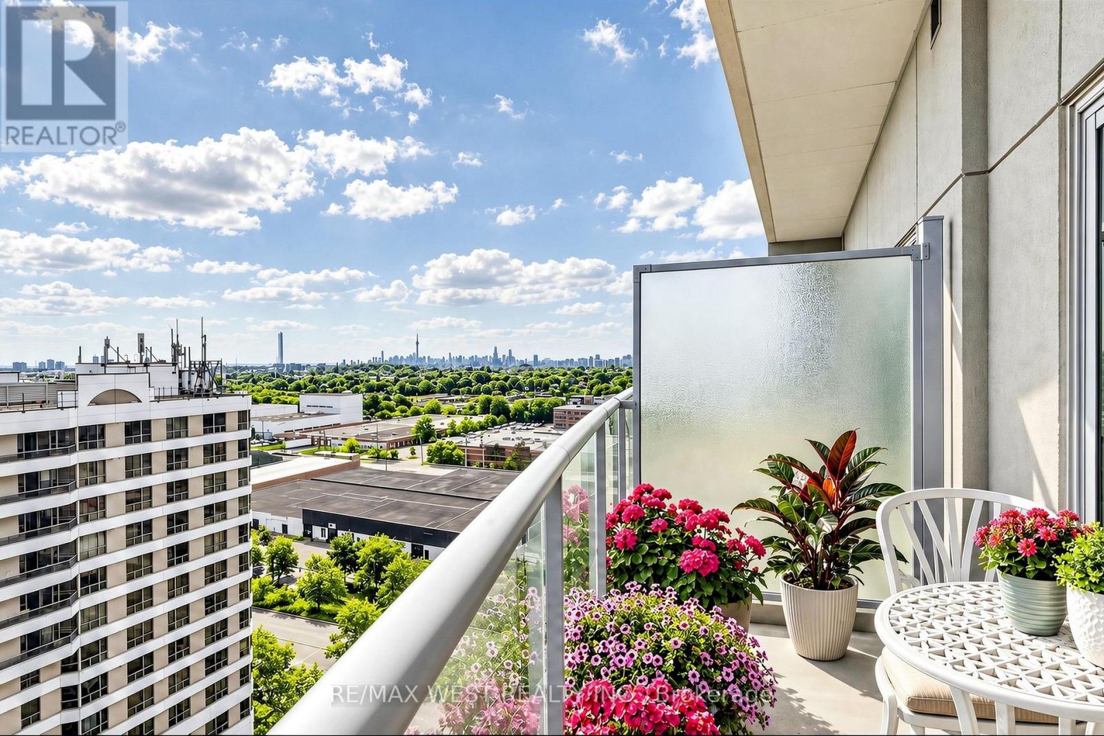 Ph 04 - 2152 Lawrence Avenue, Toronto, Ontario  M1R 3A8 - Photo 41 - E13766954