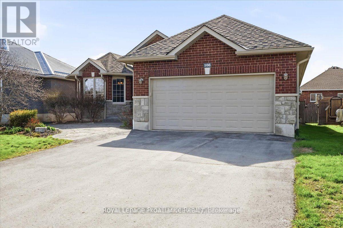 108 Parkview Heights, Quinte West, Ontario  K8V 0A3 - Photo 3 - X13228684