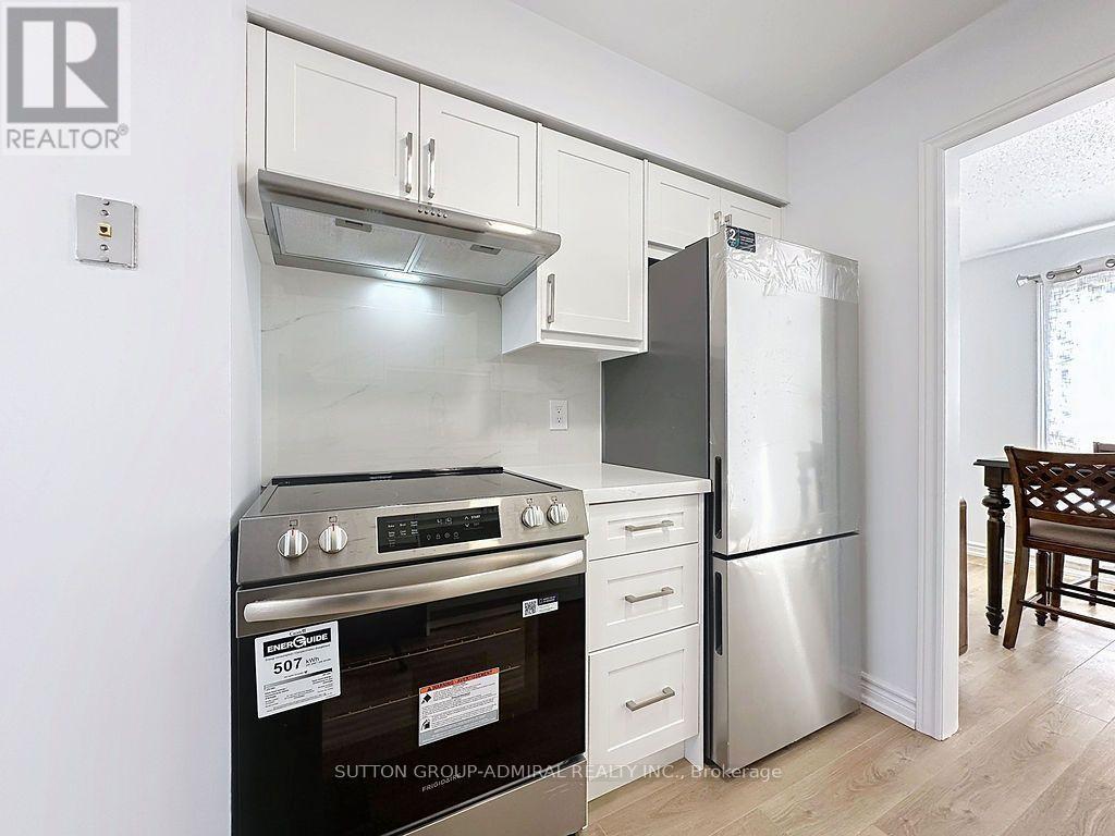 65 Delaney Crescent, Barrie, Ontario  L4N 7C4 - Photo 12 - S13516460