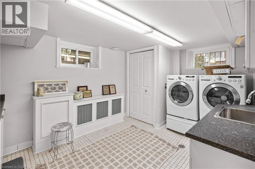 247 Macnab Street S, Hamilton, Ontario  L8P 3E2 - Photo 36 - 40860960