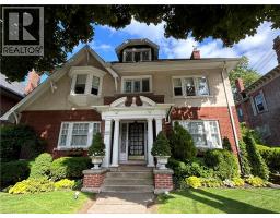 247 MACNAB Street S, hamilton, Ontario