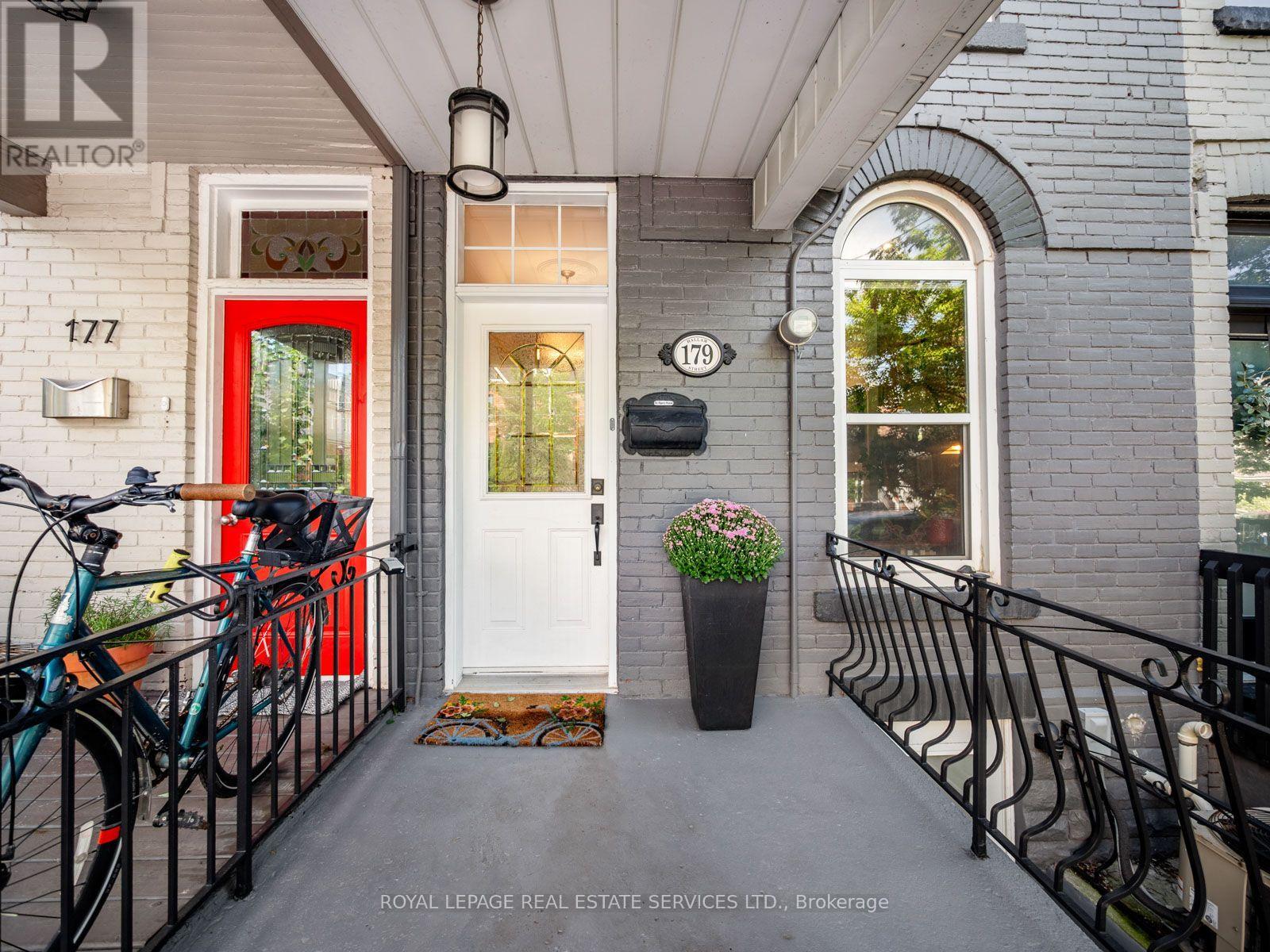 179 Hallam Street, Toronto, Ontario  M6H 1X4 - Photo 3 - W13754596