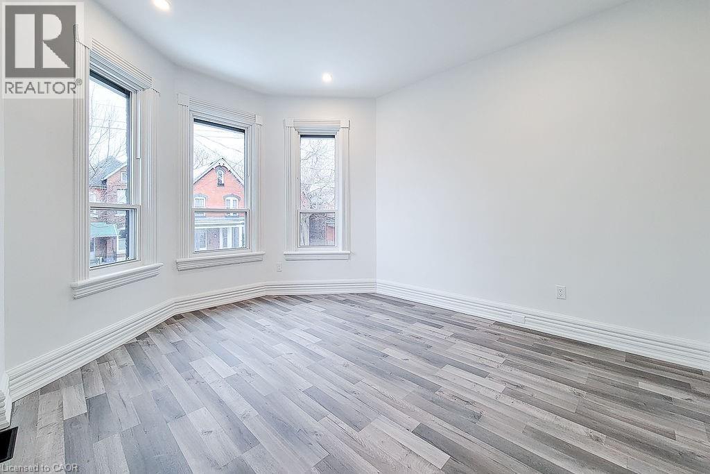 36 Erie Avenue Unit# 2 Upper, Hamilton, Ontario  L8N 2W6 - Photo 11 - 40848196