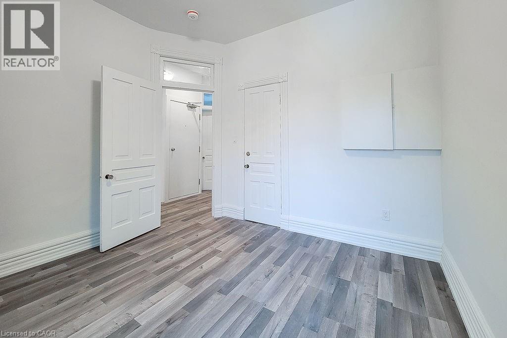 36 Erie Avenue Unit# 2 Upper, Hamilton, Ontario  L8N 2W6 - Photo 13 - 40848196