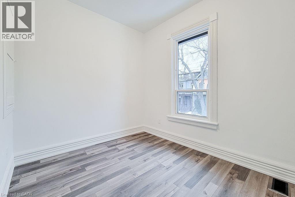 36 Erie Avenue Unit# 2 Upper, Hamilton, Ontario  L8N 2W6 - Photo 15 - 40848196