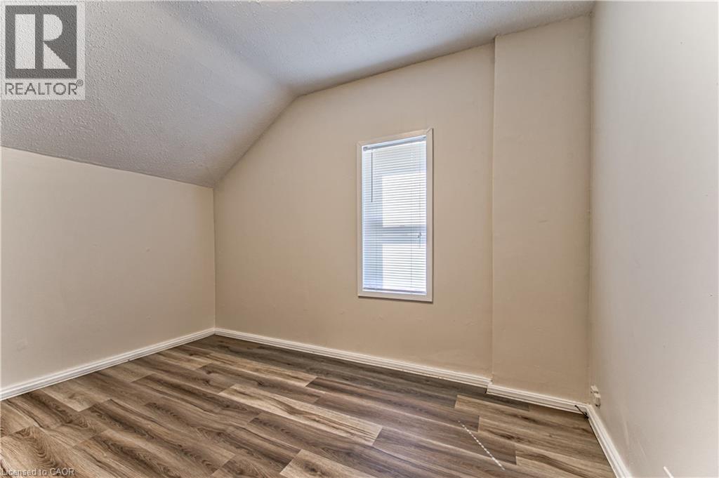217 Lancaster Street E, Kitchener, Ontario  N2H 4T9 - Photo 22 - 40861010