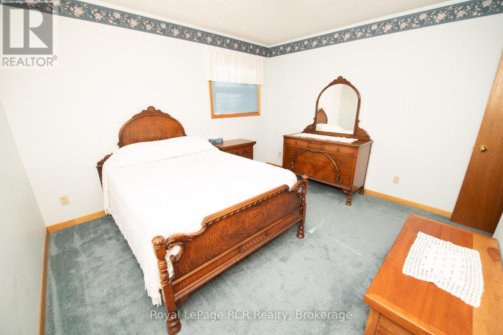 9870 Creek Road, Minto, Ontario  N0G 1M0 - Photo 40 - X13779058