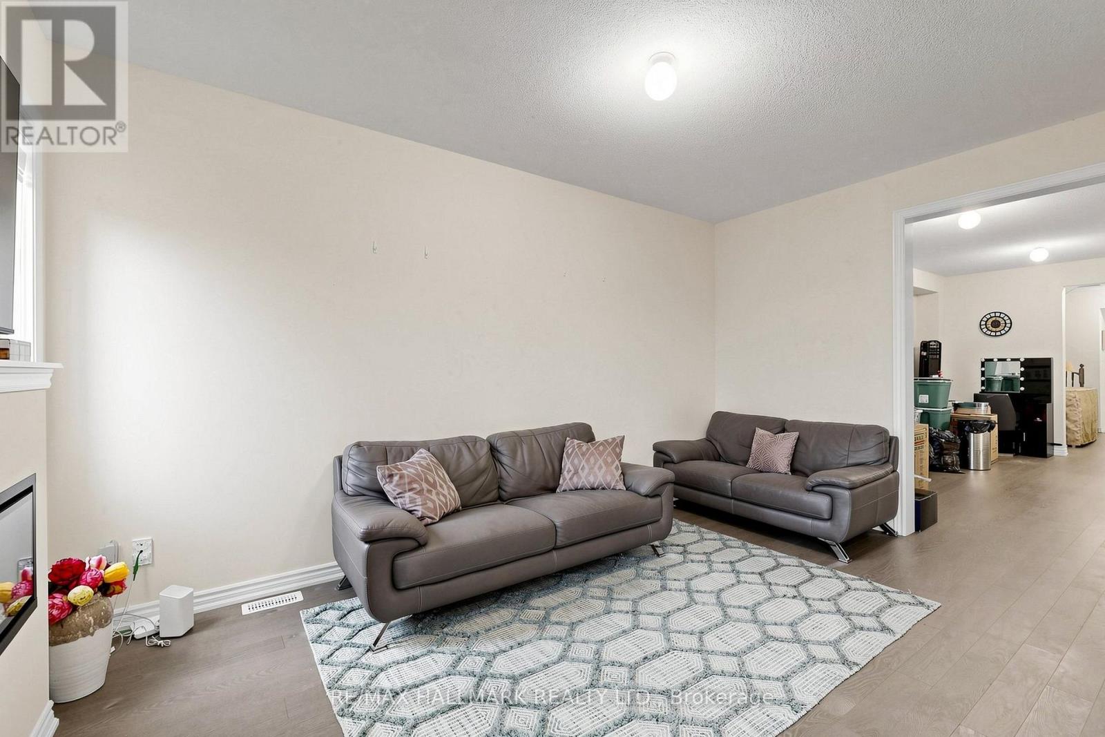 6 Peter Hogg Court, Whitby, Ontario  L1P 0N1 - Photo 9 - E13783072