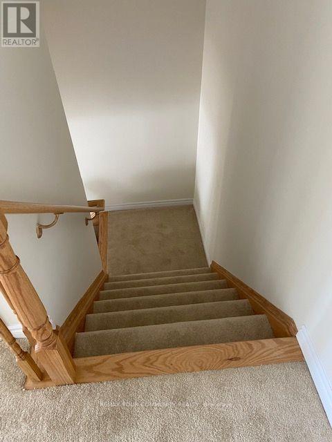 11 - 490 Beresford Path, Oshawa, Ontario  L1H 0B2 - Photo 15 - E13784100