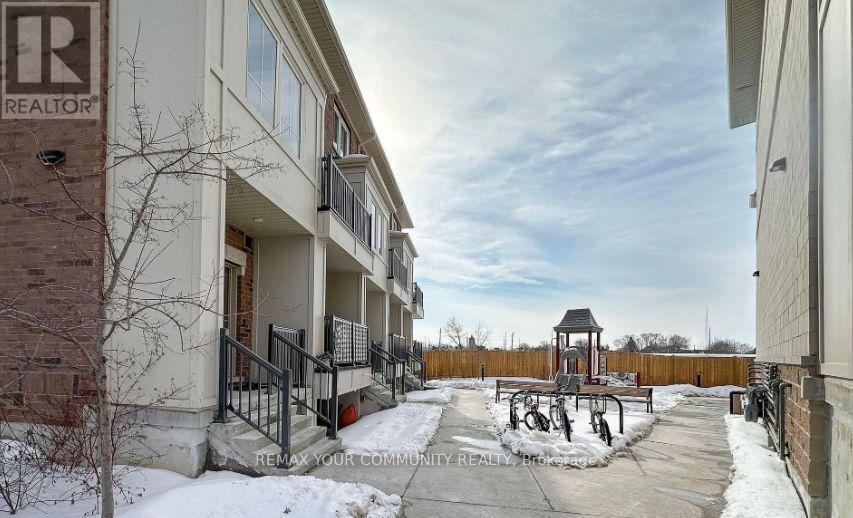 11 - 490 Beresford Path, Oshawa, Ontario  L1H 0B2 - Photo 22 - E13784100