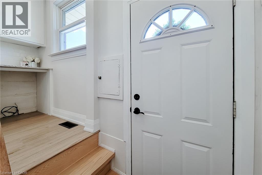 220 Winona Road, Stoney Creek, Ontario  L8E 5K4 - Photo 36 - 40850850