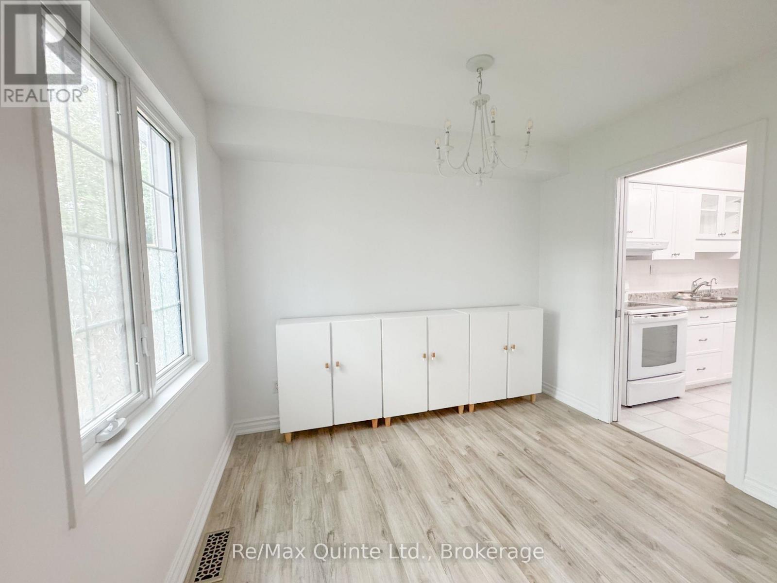 8 - 11 Janlyn Crescent, Belleville (Belleville Ward), Ontario K8N 5R4 - Photo 11 - X13766316
