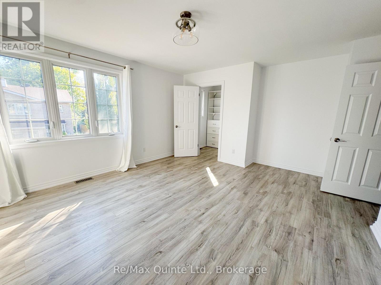 8 - 11 Janlyn Crescent, Belleville (Belleville Ward), Ontario K8N 5R4 - Photo 23 - X13766316